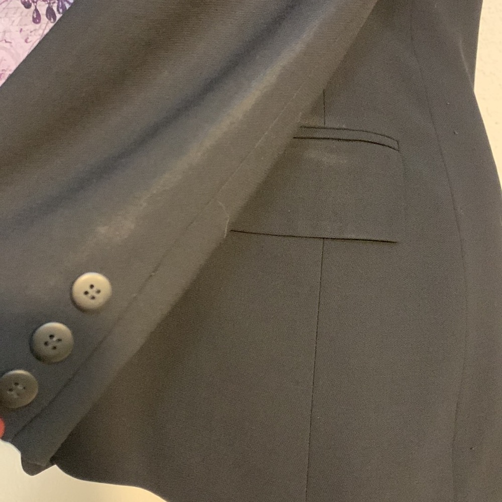 ❌SOLD❌ TALBOT’S Blazer Suit Jacket - Size 4 - Wool - Classic - Picture 5 of 9